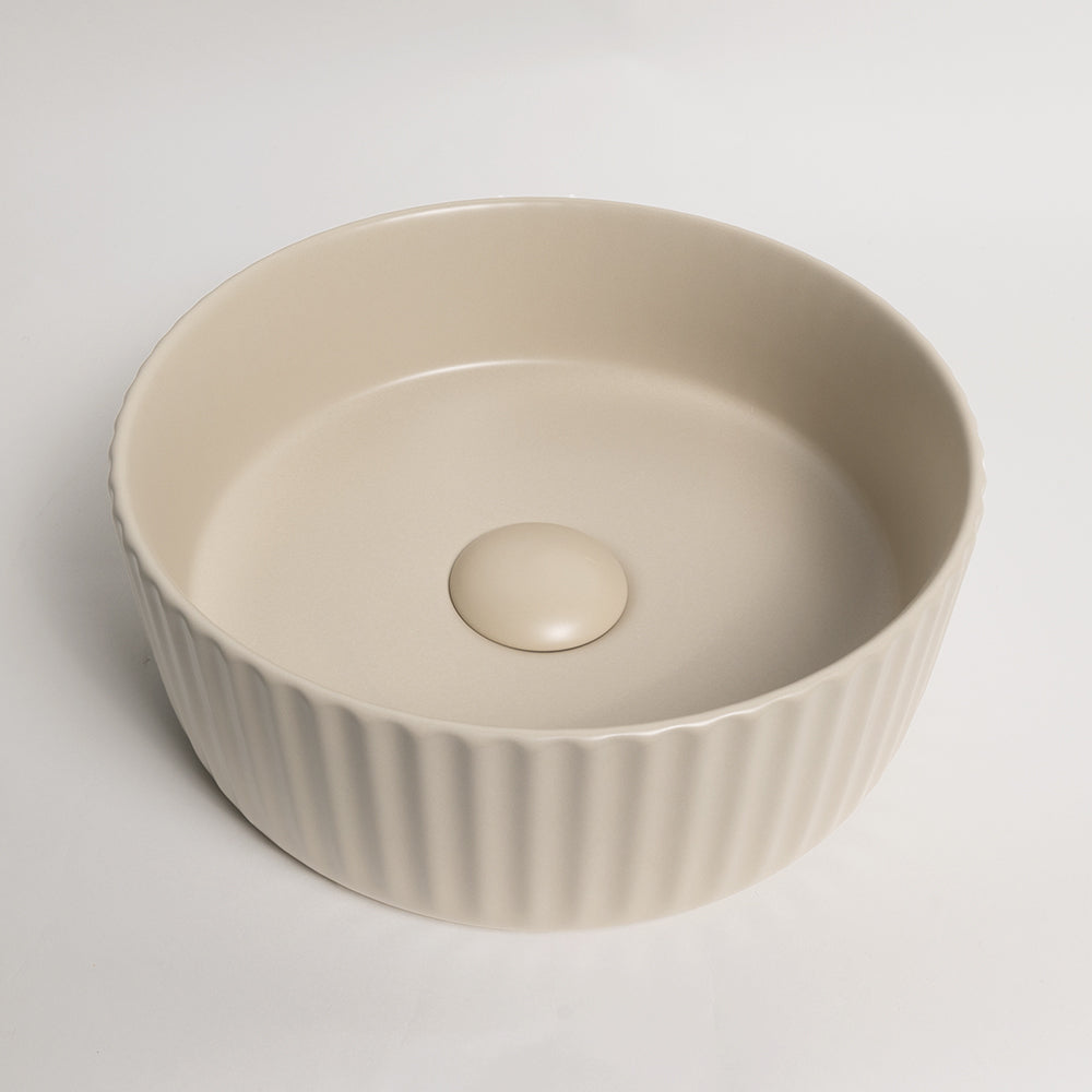 Lula Mini Fluted Matte Ecru Sand Basin