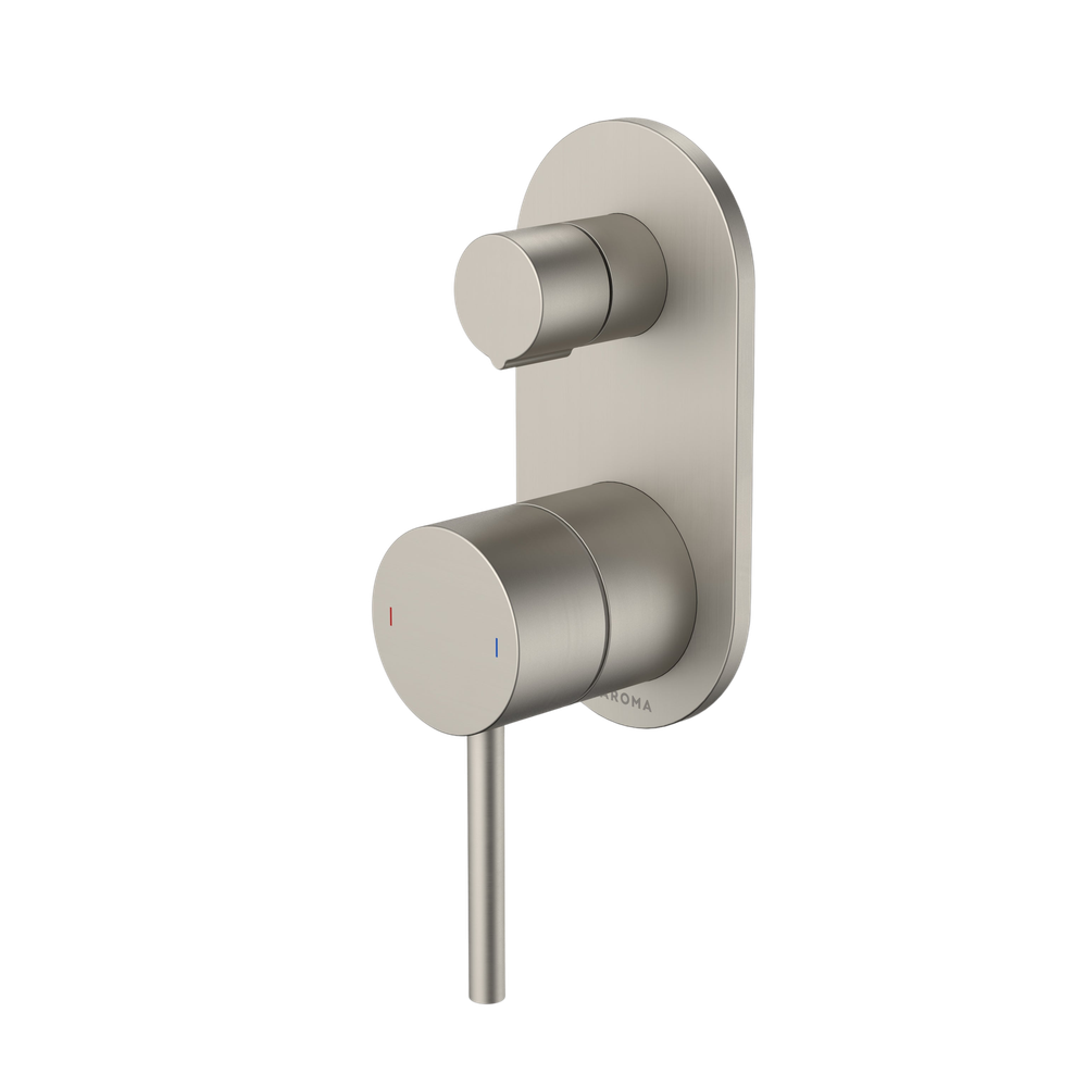 Liano II Bath / Shower Mixer With Diverter and Outlet Rounded Plate Brushed Nickel