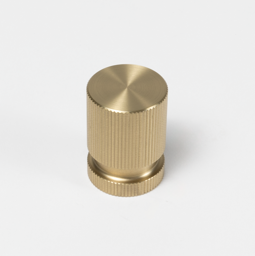 Mia Linear Handle Brushed Brass Gold