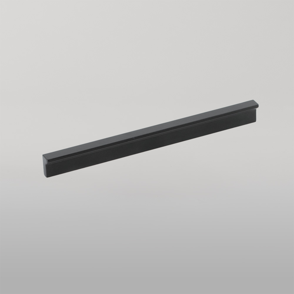 Momo Angle Pull Handle 128mm Matte Black