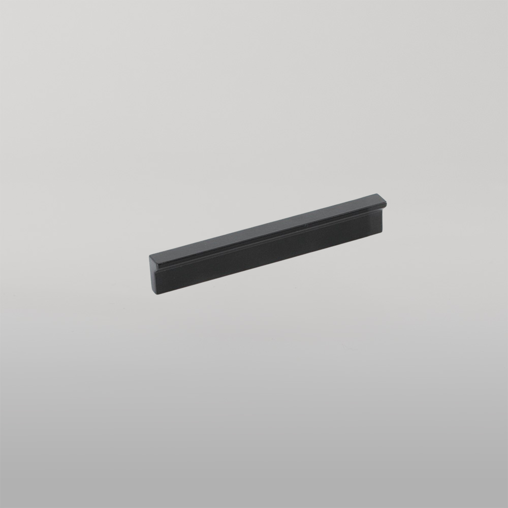 Momo Angle Pull Handle 64mm Matte Black