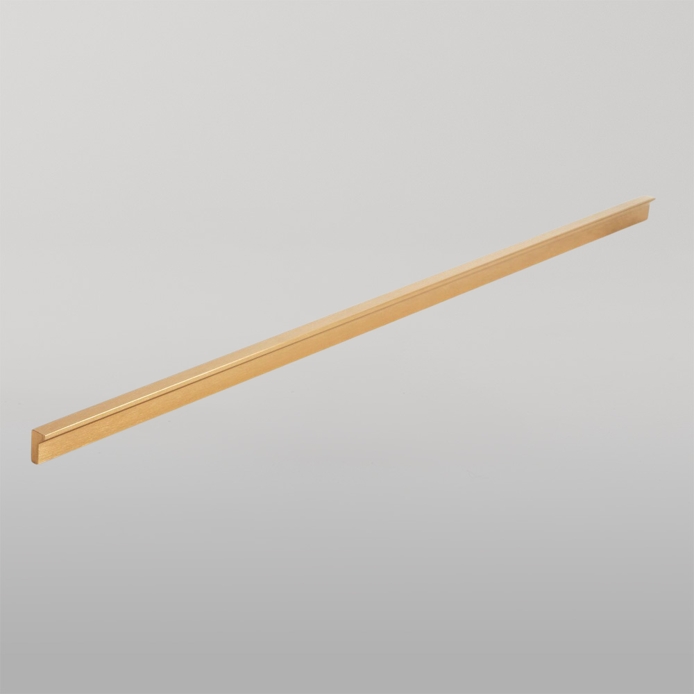 Momo Angle Pull Handle 640mm Brushed Dark Brass