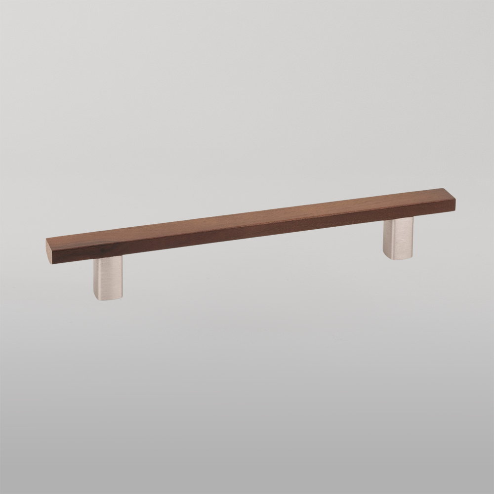 Momo Ara Timber D Handle 160mm Walnut