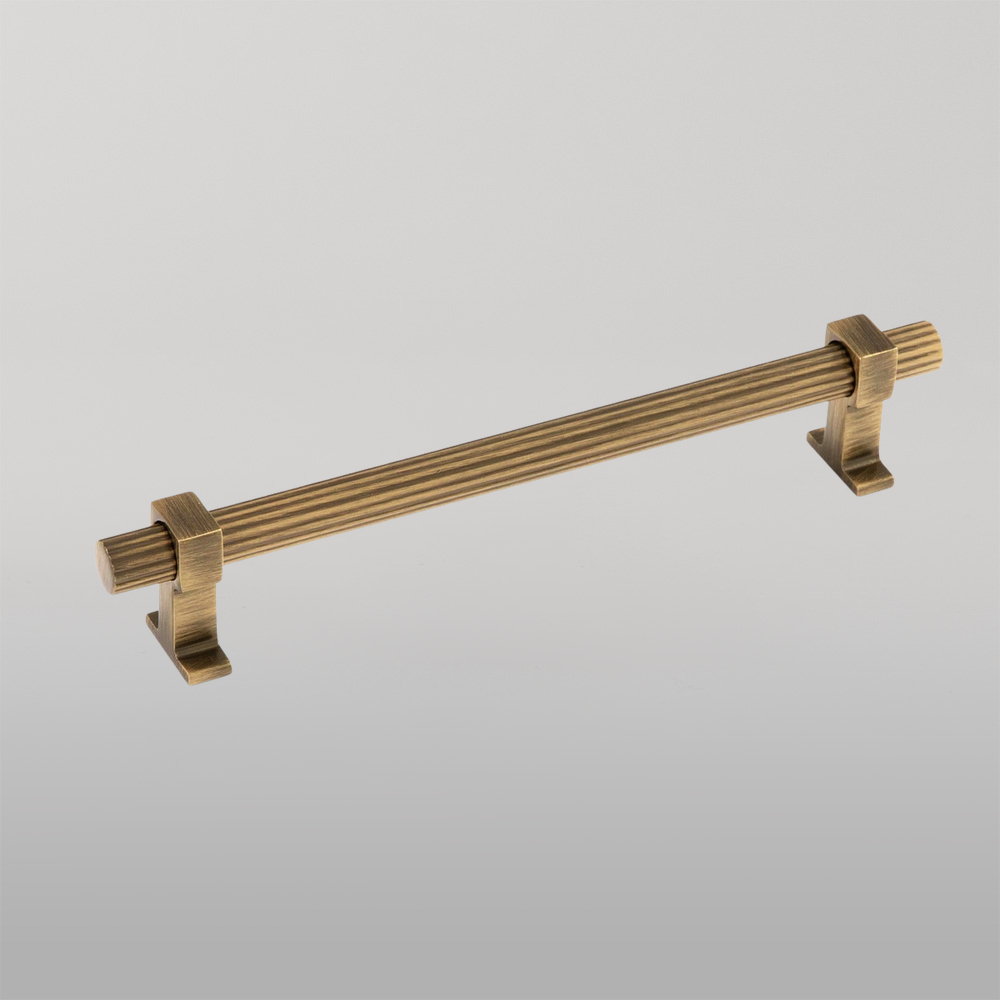 Momo Ambrose Bar Handle 160mm Antique Bronze Matte