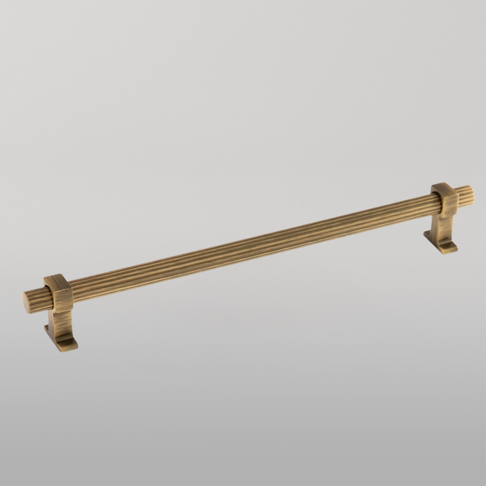 Momo Ambrose Bar Handle 224mm Antique Bronze Matte