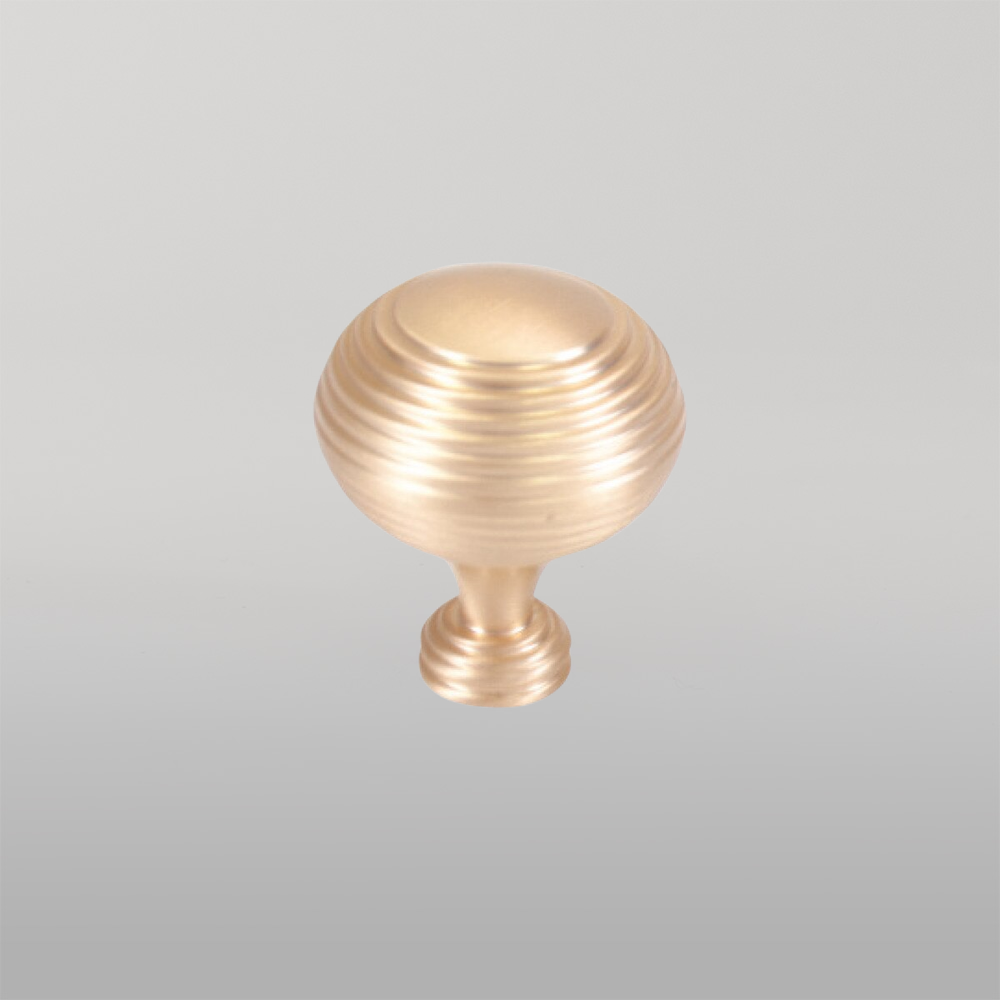 Momo Catona Round Knob 32mm Brushed Matte Brass