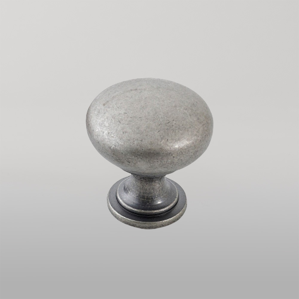 Momo Florencia Plain Knob 29mm European Pewter