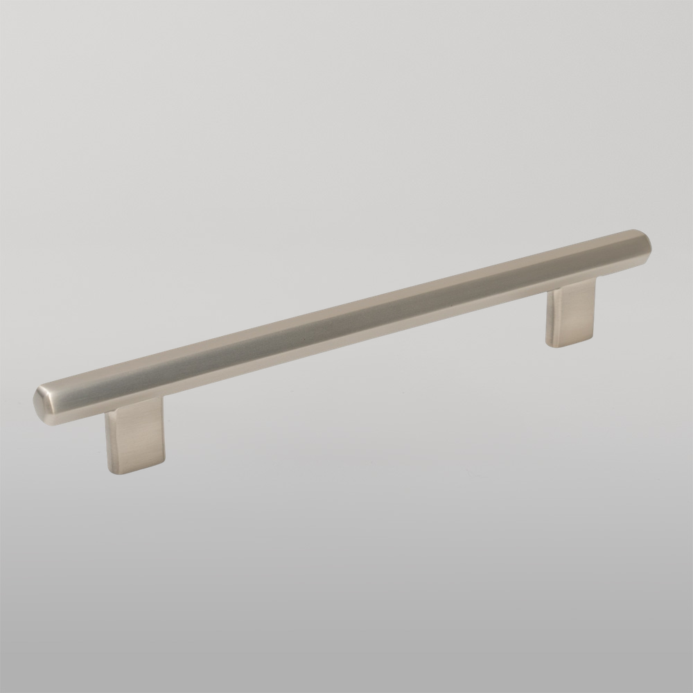 Momo Hendrix Bar Pull 160mm Dull Brushed Nickel