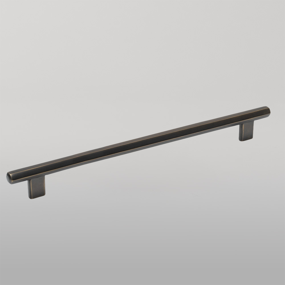 Momo Hendrix Bar Pull 320mm Antique Brass