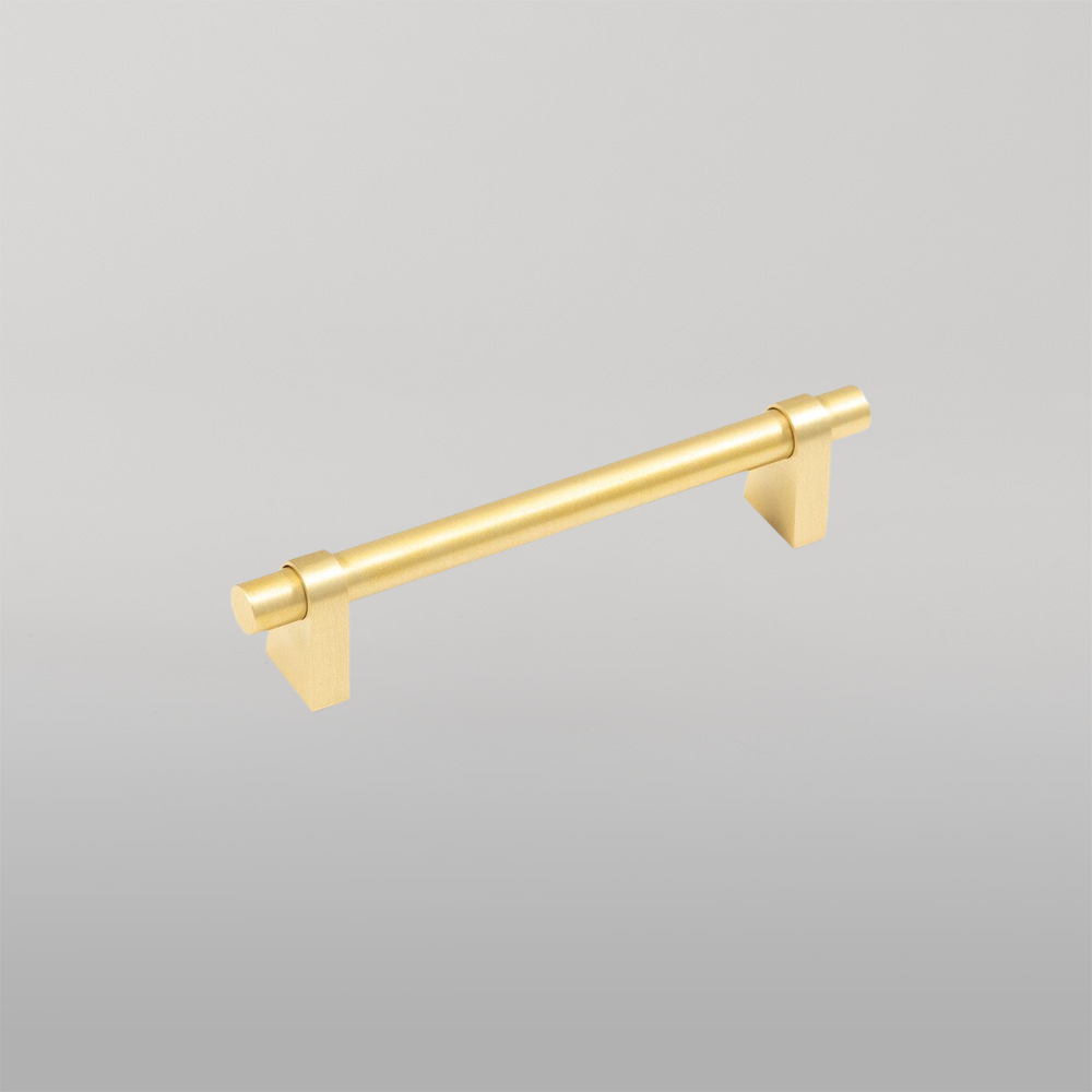 Momo Loreto Bar Pull 128mm Brushed Matte Brass