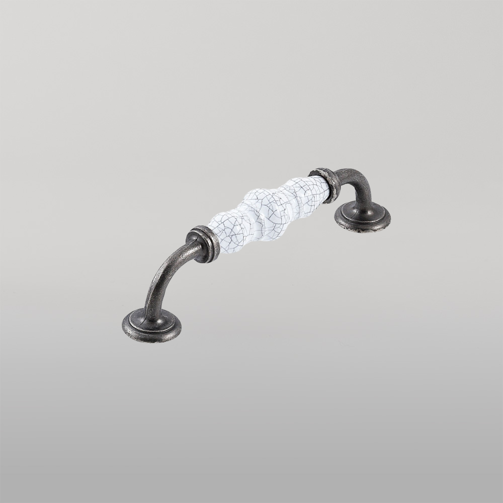 Momo Trianon D Handle 128mm White Crackle & Pewter