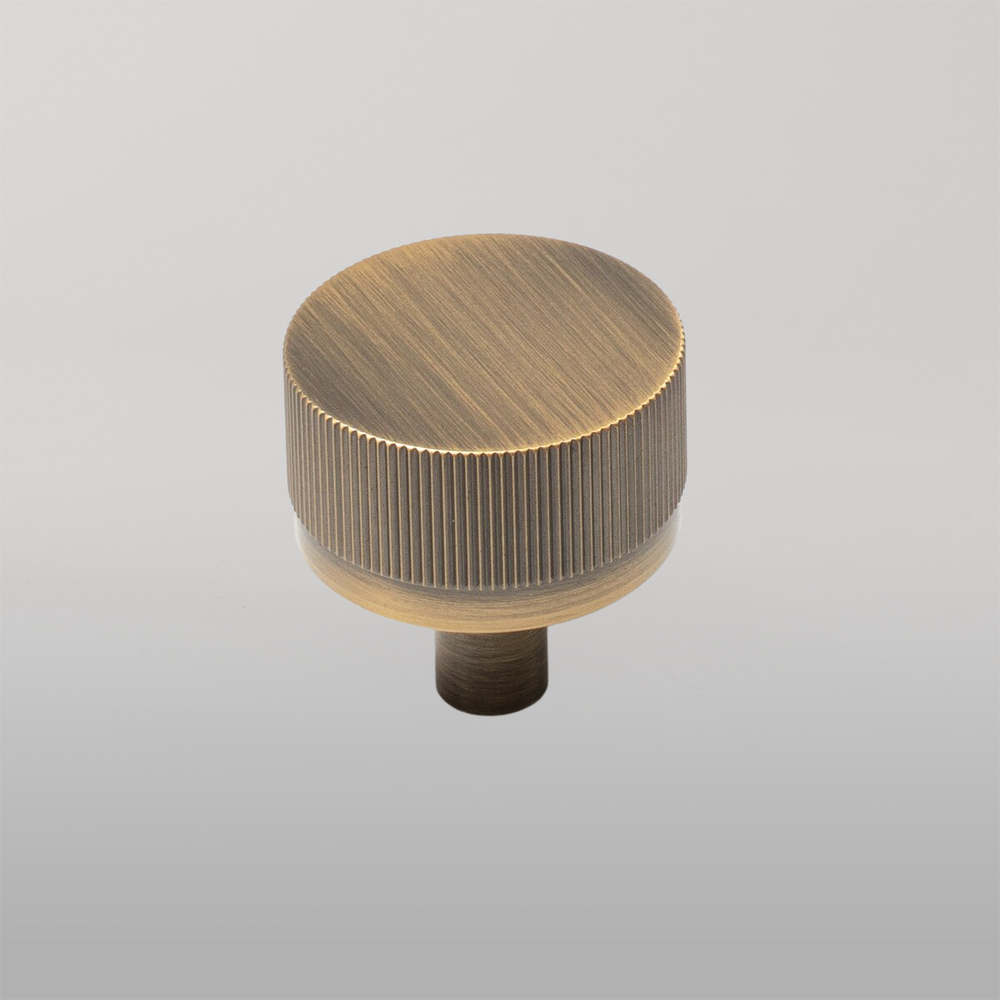 Momo Bellevue Solid Brass Lined Knob 35mm Dark Brushed Brass