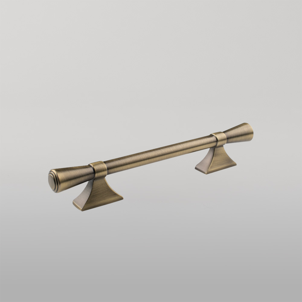 Momo Pembrey Bar Handle 128mm Dark Brushed Brass