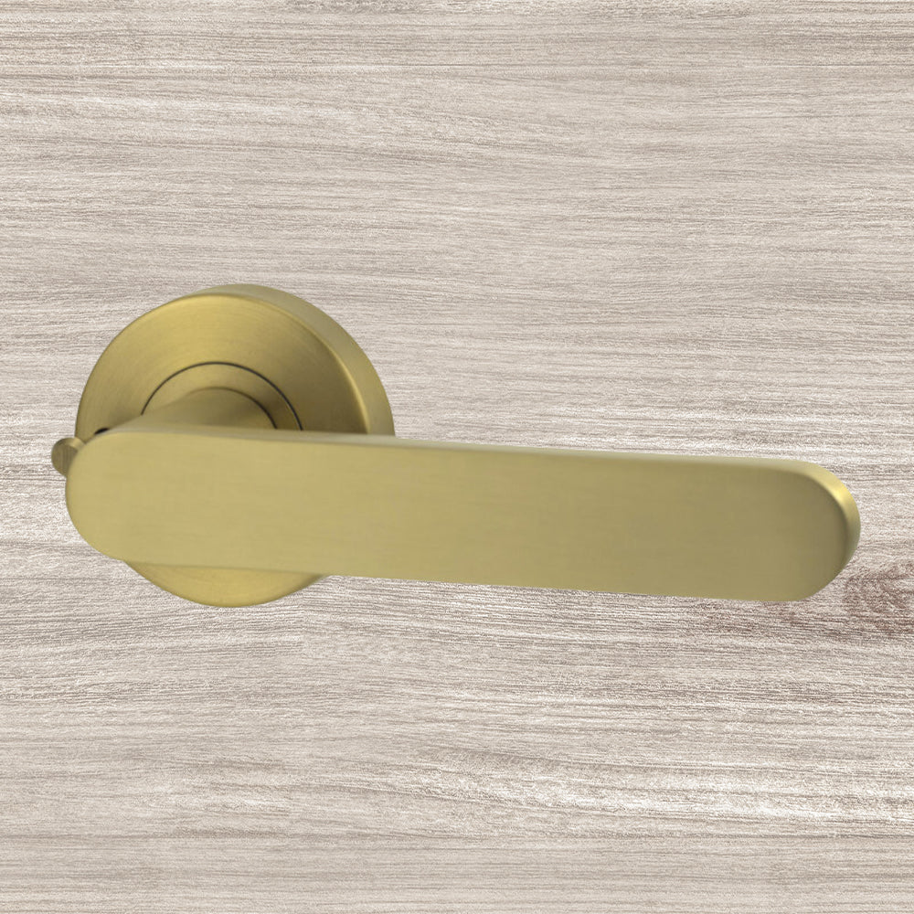 Lockwood Vivid Lever V3 Privacy Set with Latch Satin Brass